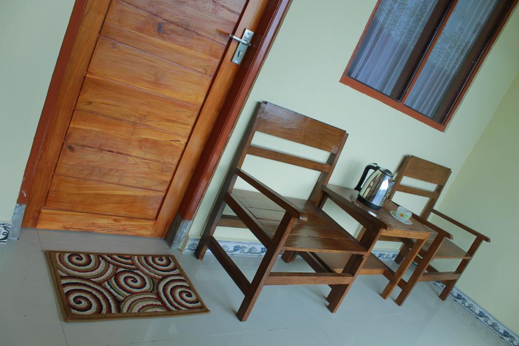 Rest Area 88 Guest House Tejakula Exterior photo